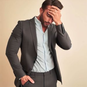 La fibromyalgie une maladie féminine ? Hugo ne peut s'empêcher de ressentir de la colère.